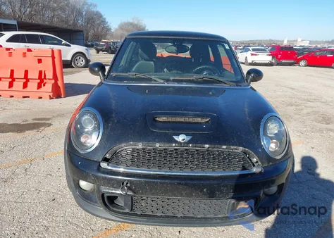 2013 Mini Hardtop Cooper S z USA, uszkodzony, nr VIN WMWSV3C59DT392321